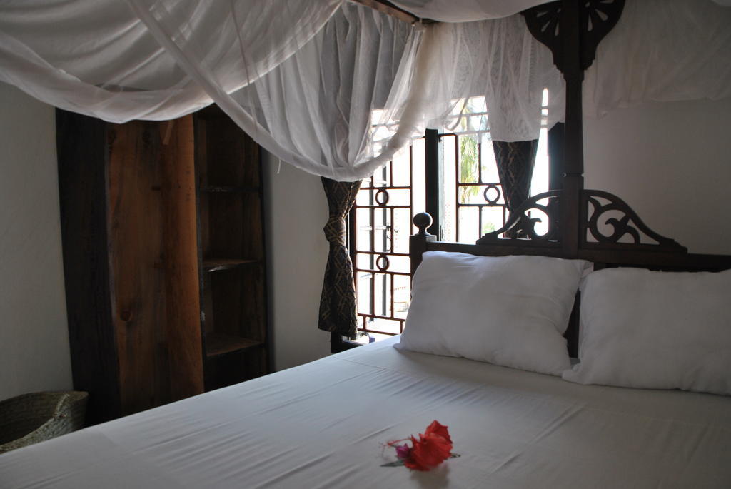 Bed and Breakfast Shella White House Ламу Экстерьер фото